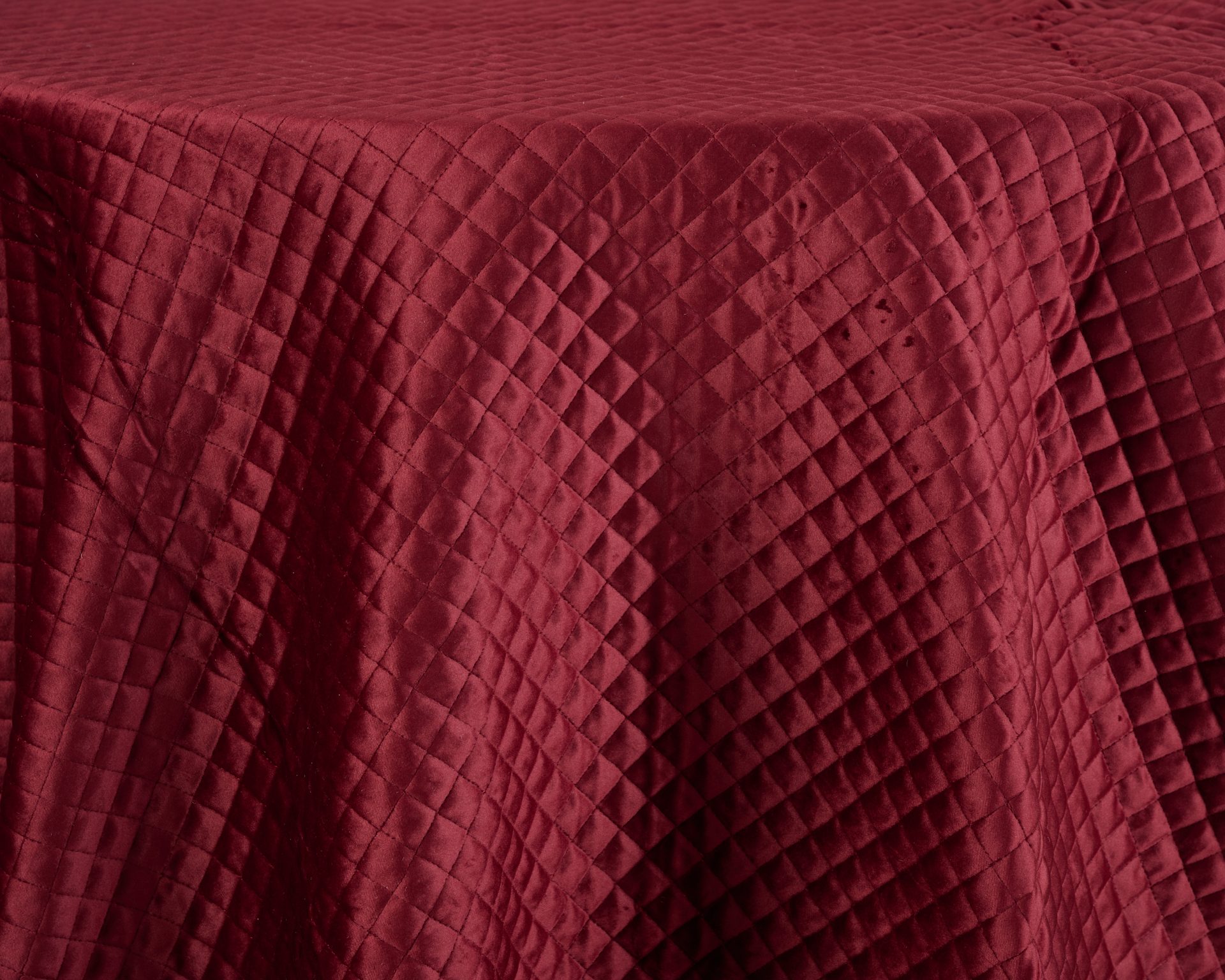Quilted Velvet Waffle | Burgundy