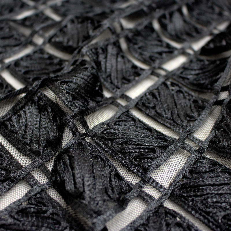 Isabella | Black